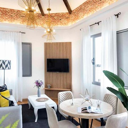 Apartamento Familiar Nuevo De Diseno En La Mejor Zona De Triana, Parking Included Siviglia Esterno foto