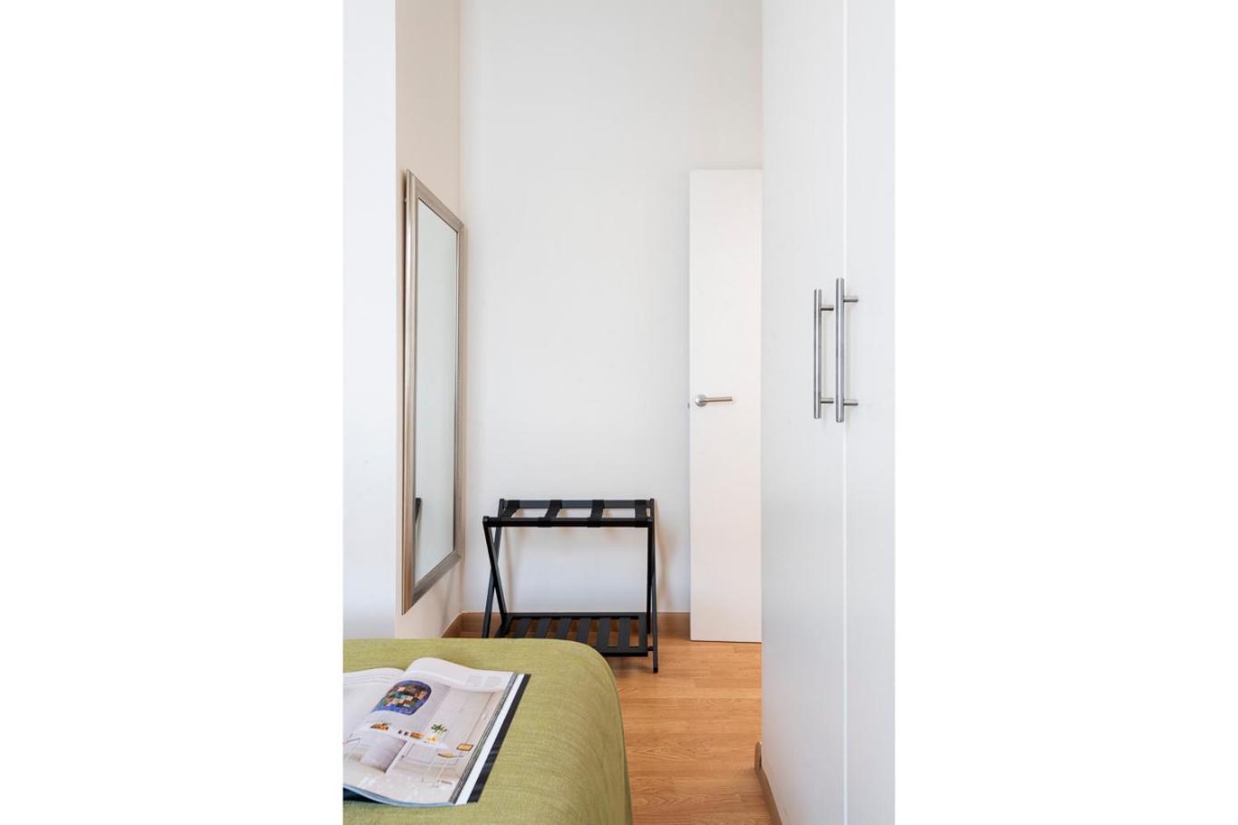 Apartamento Familiar Nuevo De Diseno En La Mejor Zona De Triana, Parking Included Siviglia Esterno foto